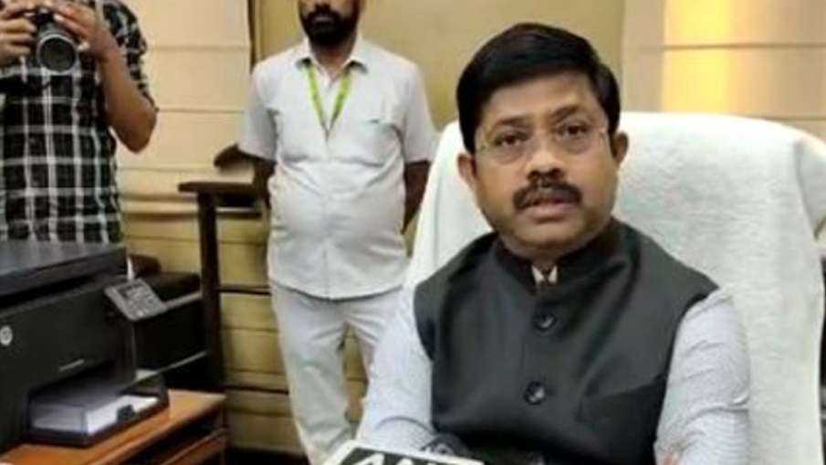 मंत्री नंद गोपाल नंदी को कोर्ट ने दो धाराओं में माना दोषी