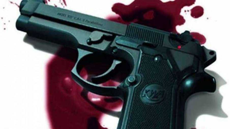 दिल्ली के जगतपुर इलाके में कैश वैन के गार्ड की गोली मारकर हत्या